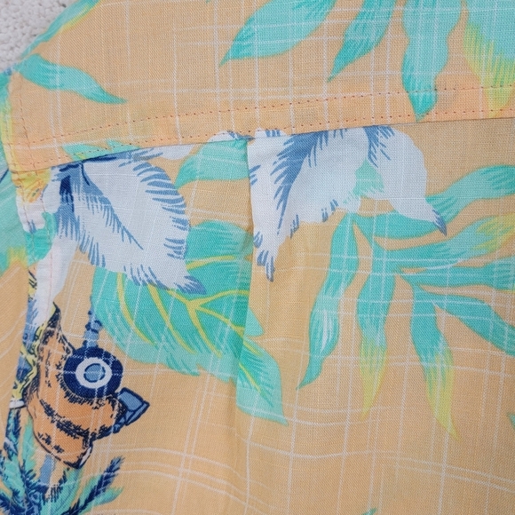 IZOD Saltwater Tropical Graphic Dockside Short Sleeve Button Down Shirt Sz M NEW - Picture 8 of 13